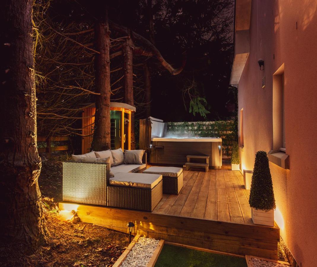Pink Spa Nest Blairgowrie and Rattray Exteriör bild